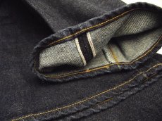 画像11: TABOO　NOAH（タブーノア）日本製　新品　織りたての生織状態　ヴィンテージジーンズ　MADE　IN　JAPANデニム　W29（79ｃｍ）　赤耳　革パッチ (11)