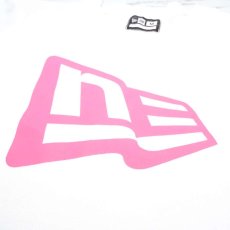 画像3: 【THE　アメカジ】ニューエラ(NEW ERA) フラッグロゴ　Tシャツ｜ホワイト・ピンク系｜サイズ：M｜メンズ｜レディース｜ユニセックス｜USED (3)