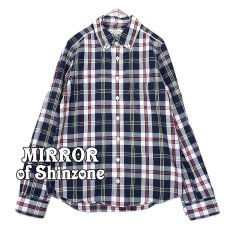 画像1: 【可愛いBDシャツ】日本製　MIRROR of Shinzone（ミラーオブシンゾーン）チェック柄  ボタンダウン 長袖 シャツ（ブラウス）サイズ：36（肩幅：35cm）ホワイト ネイビー　綿100%【湘南倉庫】レディース古着 (1)