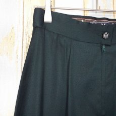 画像4: 【ヨーロッパ古着】イタリア製 MaxMara マックスマーラ WEEKEND LINE　膝下丈 タイト スカート サイズ：40（ウエスト：68cm）ウールナイロン混 グリーン 無地【湘南倉庫】レデース古着　 (4)