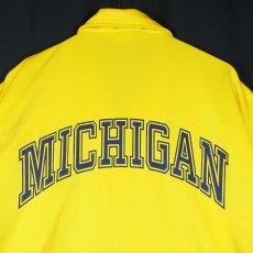 画像7: 【1990年代物のゲームシャツ】日本製 FINAL FOUR 1939 NCAA（DESCENTE）MICHIGAN WOLVRINES ミシガン大学 スナップボタン 半袖シャツ XO イエロー【湘南倉庫】メンズ古着 12390380 (7)