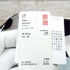 画像7: 【タグ付き未使用】ユニクロ マリメッコ marimekko ノースリーブシャツ Sサイズ ドット柄 水玉 ホワイト・ブラック コラボ　Aライン 2018年モデル（バスト77-83cm） (7)