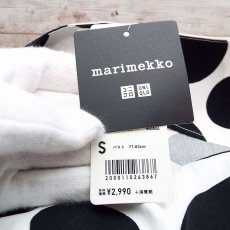 画像6: 【タグ付き未使用】ユニクロ マリメッコ marimekko ノースリーブシャツ Sサイズ ドット柄 水玉 ホワイト・ブラック コラボ　Aライン 2018年モデル（バスト77-83cm） (6)