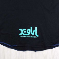 画像8: 【カラフルロゴ】Ｘ-girl（エックスガール） プリント柄 半袖ワンピース（ロングTシャツ）ブラック系｜サイズ：2｜レディース古着 (8)