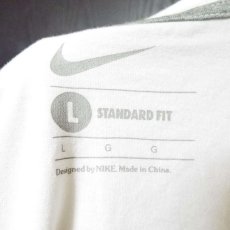 画像5: 人気のNLB公式グッズ｜タグ付き未使用　NIKE（ナイキ）SPORTSWEAR YANKEES（ニューヨーク　ヤンキース）ロゴ入り　Tシャツ｜サイズ：L｜メンズ｜レディース｜オーバーサイズ (5)