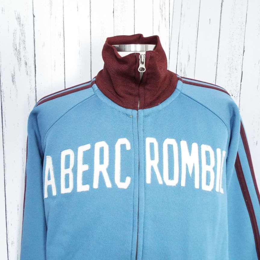 古着好きにオススメのアバクロ】ABERCROMBIE＆FITCH パッチロゴ入り